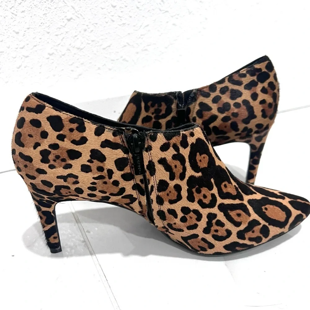 Calvin‎ Klein Jeanna Leopard Print calf hair Ankle Boots 10